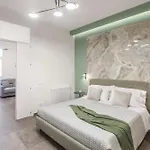Casta Diva Fervore Apartments